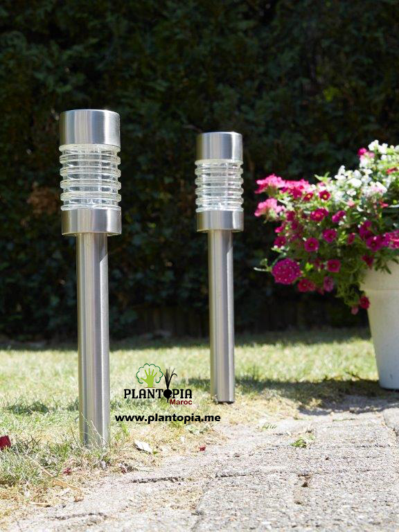 Pack de lampes de jardin solaires LED avec tubes et piquet de