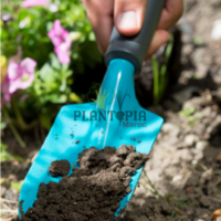 transplantoir maroc - transplantoir gardena - transplantoir acier -- transplantoir pot - transplantoir jardin - transplantoir jardinage - مجررفة زرع - outils jardinage maroc - plantopia maroc