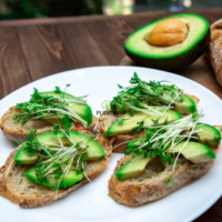 Recette micro pousses et micro greens au Maroc - Repas vitalitéde micropousses et microgreens Plantopia Maroc