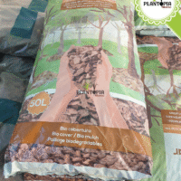 Sac ecorces de pin maritime pour paillage des plantes en permaculture et potager jardinage urbain - Plantopia