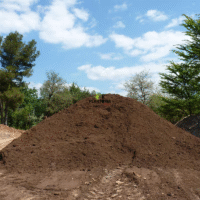 Vente de terre vegetale pour jardinage urbain pro et particuliers avec livraison - Plantopia Maroc